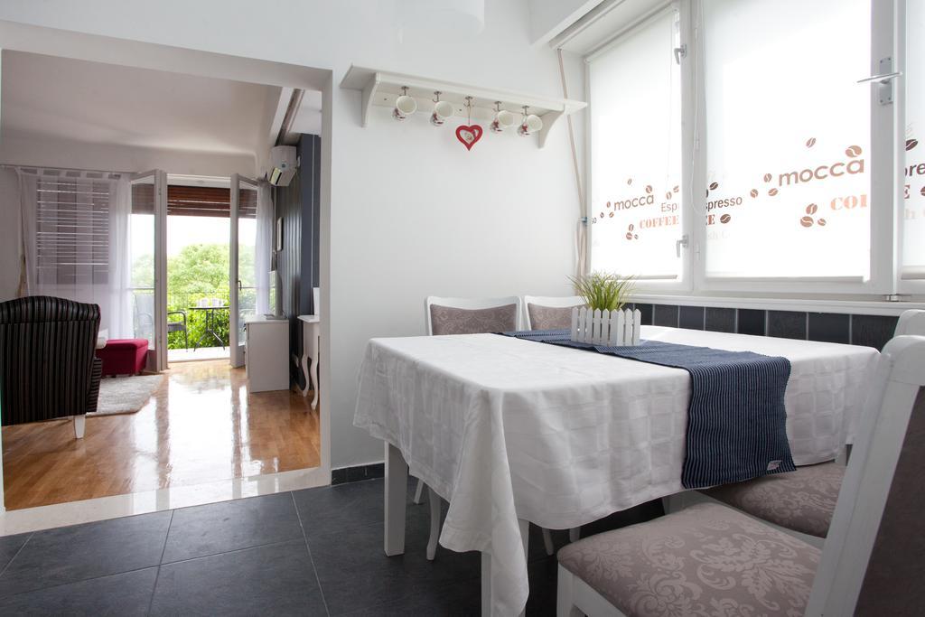 Apartment Macho Split Ruang foto